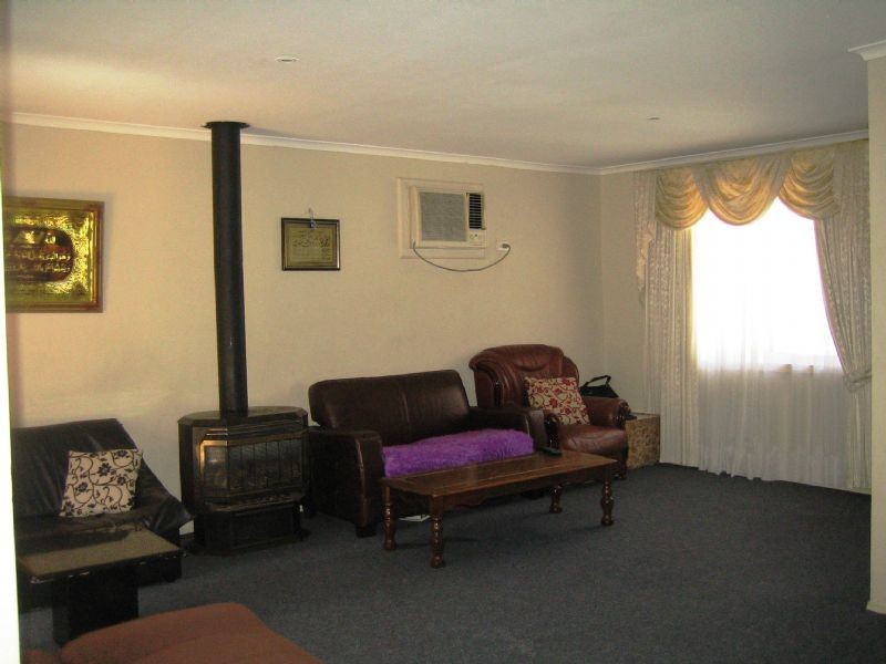 21 Briarhurst Avenue, Dandenong North VIC 3175
