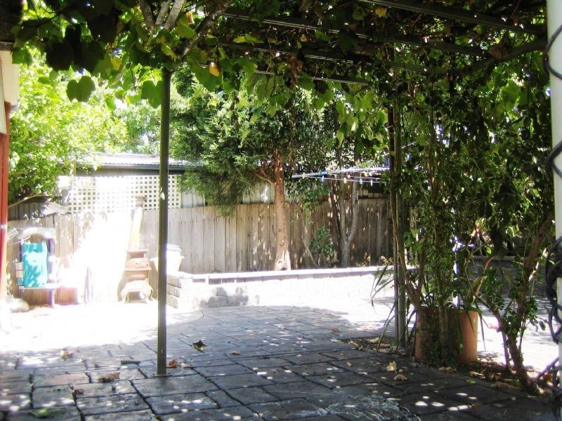 21 Briarhurst Avenue, Dandenong North VIC 3175