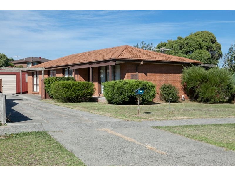 48 Gleneagles Drive, Endeavour Hills VIC 3802