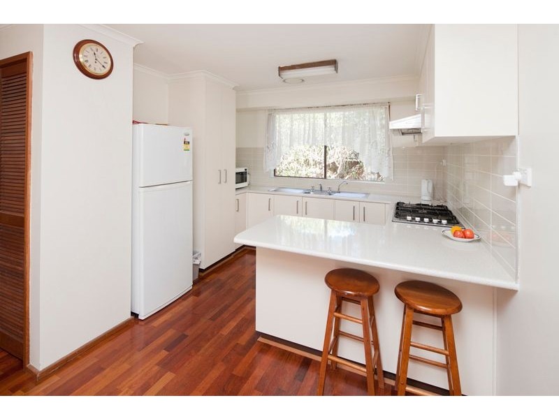 48 Gleneagles Drive, Endeavour Hills VIC 3802