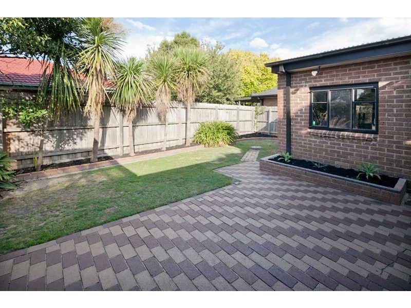 98 Loch Road, Dandenong North VIC 3175