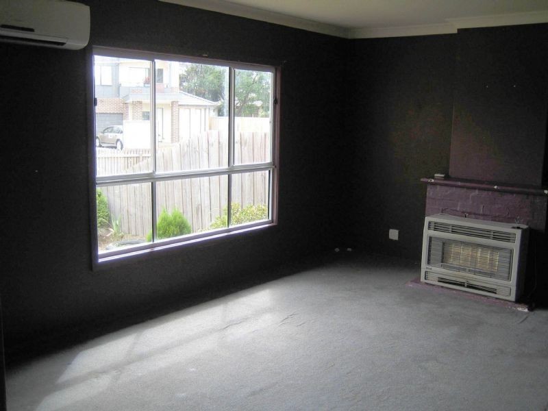 22 Oak Avenue, Doveton VIC 3177