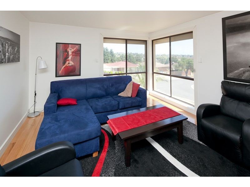 14 Peebles Street, Endeavour Hills VIC 3802