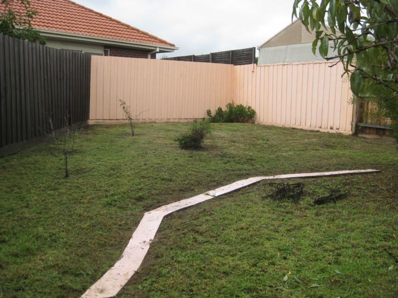 5 Chatsworth Court, Springvale South VIC 3172