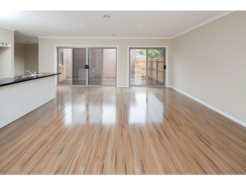 1 & 2/16 Butler Street, Eumemmerring VIC 3177