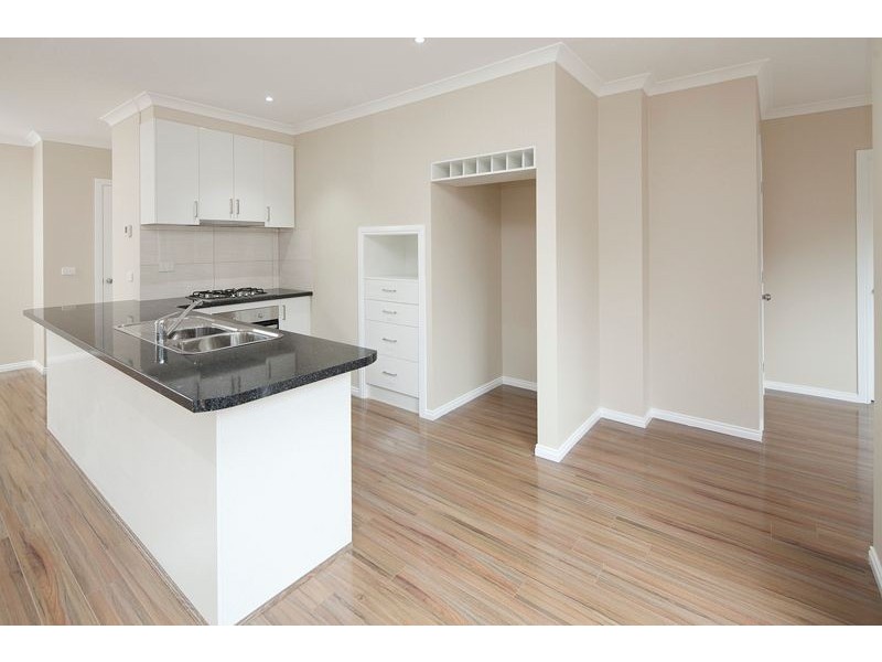 1 & 2/16 Butler Street, Eumemmerring VIC 3177