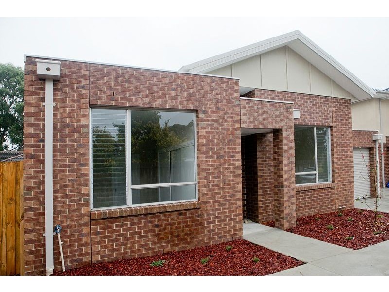 1 & 2/16 Butler Street, Eumemmerring VIC 3177