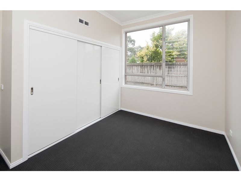 1 & 2/16 Butler Street, Eumemmerring VIC 3177