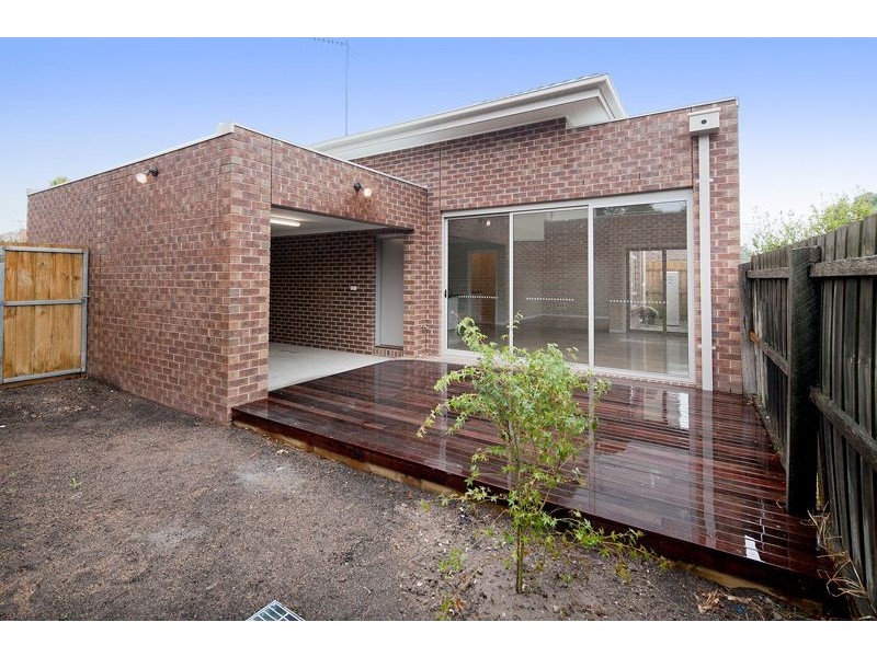 1 & 2/16 Butler Street, Eumemmerring VIC 3177