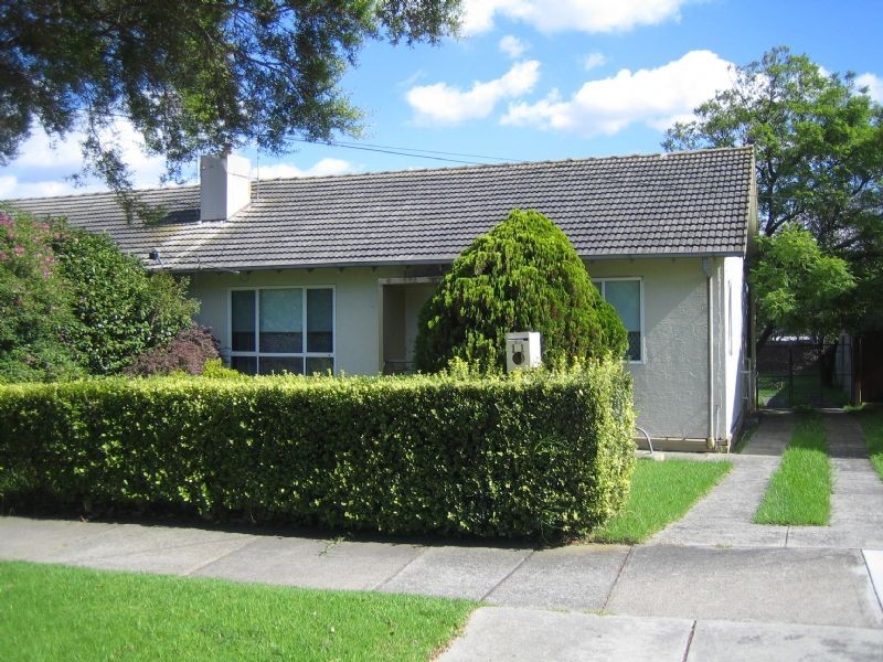 9 & 11 Tristania Street, Doveton VIC 3177