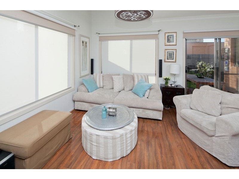 15/42 Liege Avenue, Noble Park VIC 3174