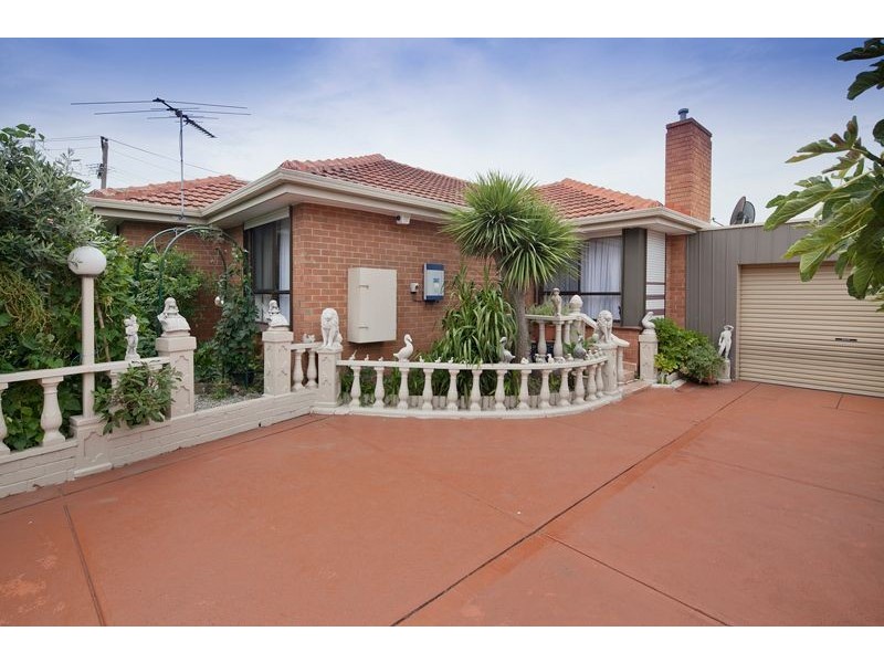 231 Gladstone Road, Dandenong North VIC 3175