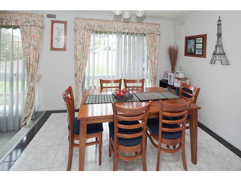 5 Garfield Court, Dandenong North VIC 3175