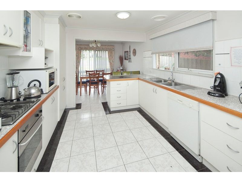 5 Garfield Court, Dandenong North VIC 3175