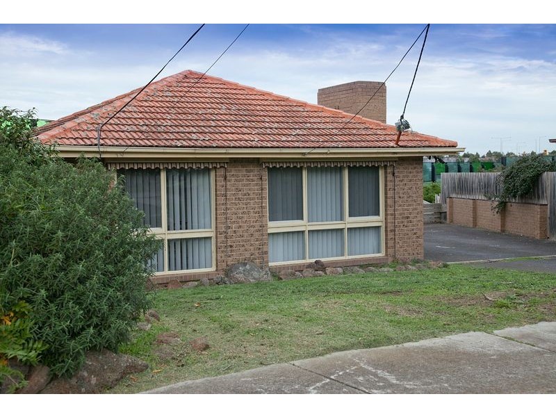 5 Garfield Court, Dandenong North VIC 3175