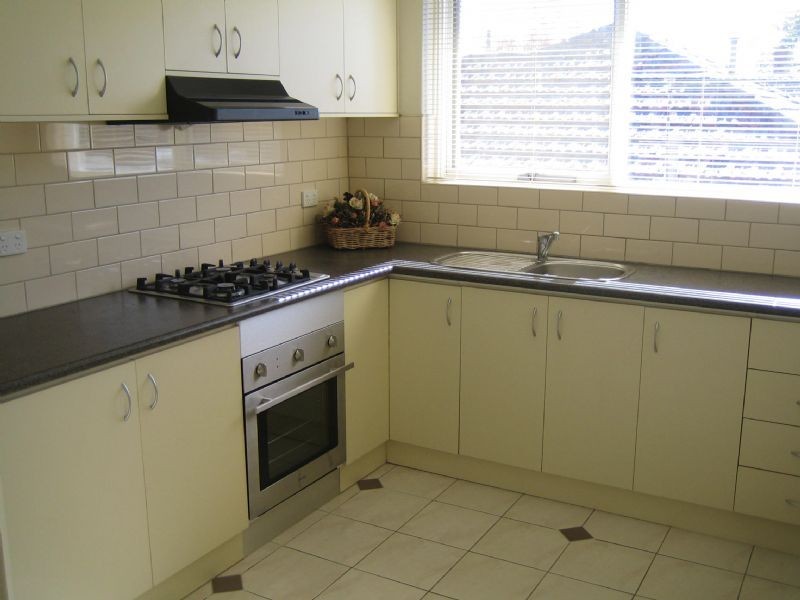 12/12 Stud Road, Dandenong VIC 3175