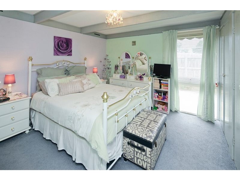 12 Howe Avenue, Dandenong North VIC 3175