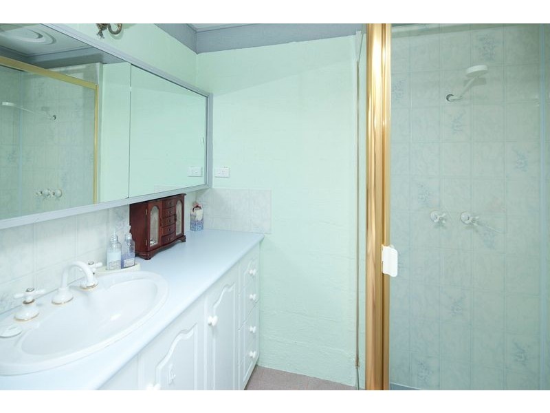 12 Howe Avenue, Dandenong North VIC 3175