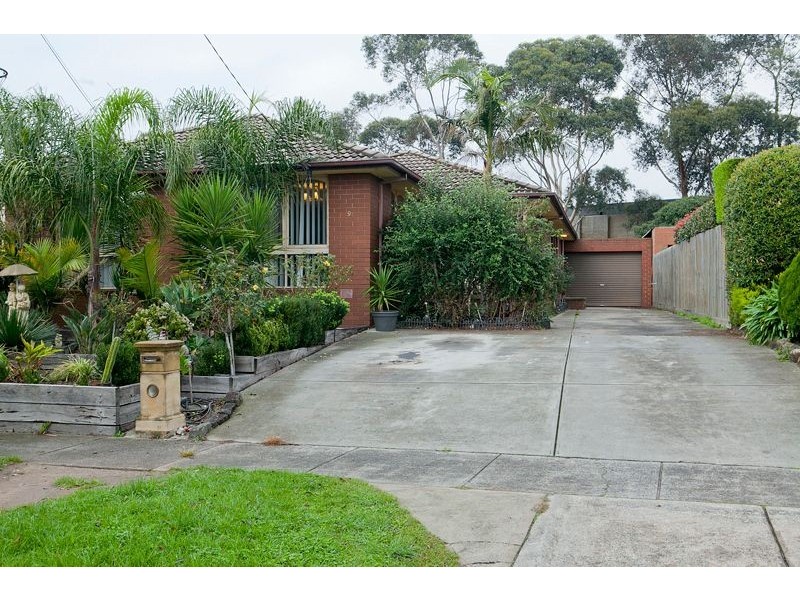 9 Woodview Court, Dandenong North VIC 3175