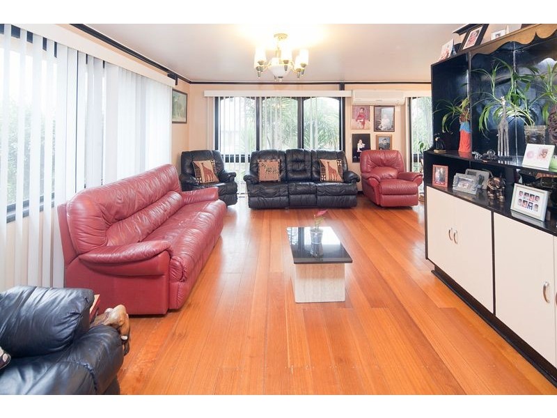 9 Woodview Court, Dandenong North VIC 3175