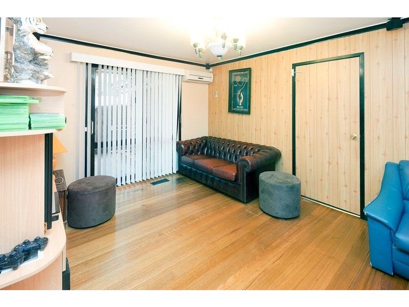 9 Woodview Court, Dandenong North VIC 3175