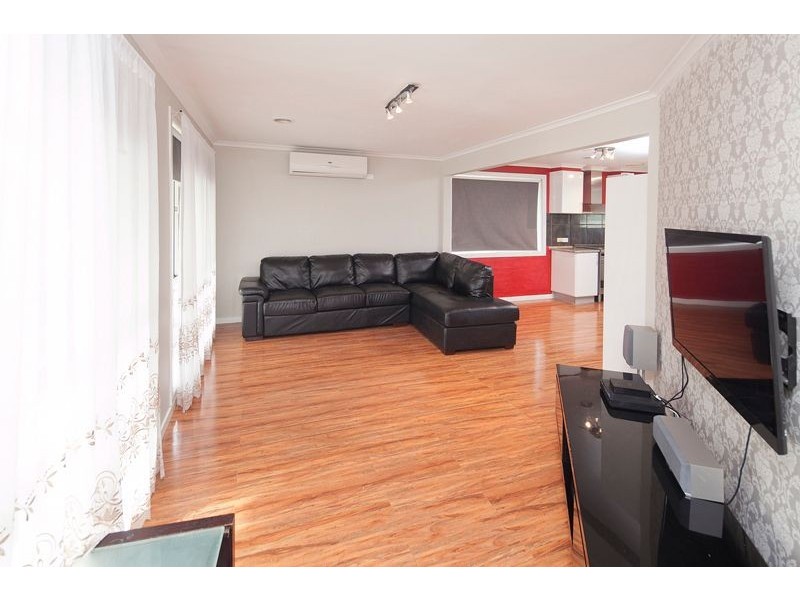 29 Floriana Avenue, Doveton VIC 3177