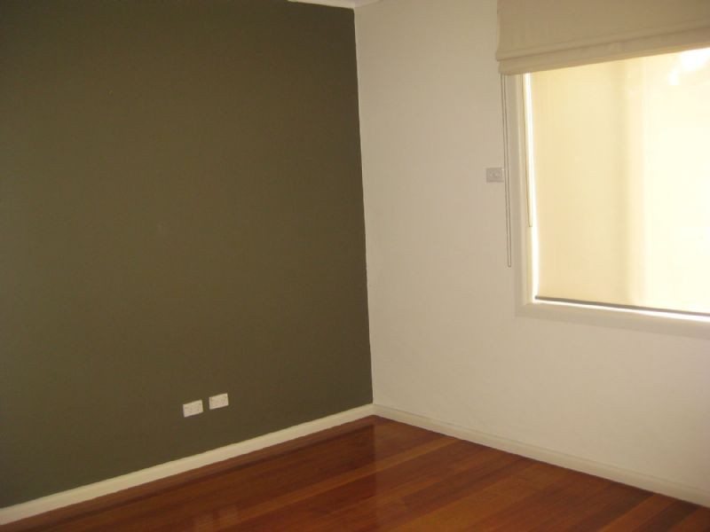 44 Robinlee Avenue, Burwood East VIC 3151