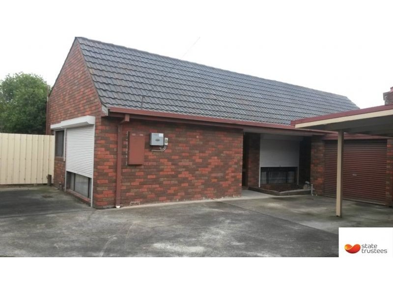 2/7 Jenner Court, Hampton Park VIC 3976