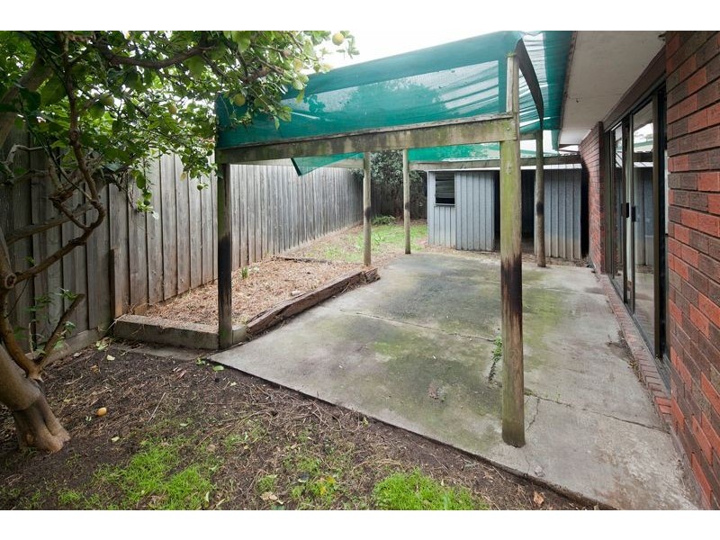 2/7 Jenner Court, Hampton Park VIC 3976
