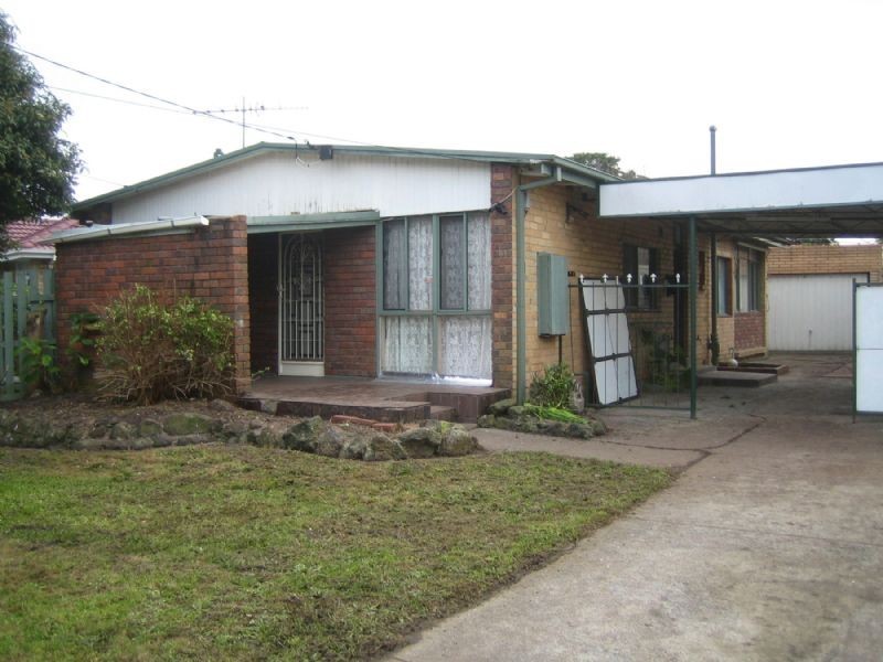 21 Pinewood Avenue, Dandenong North VIC 3175