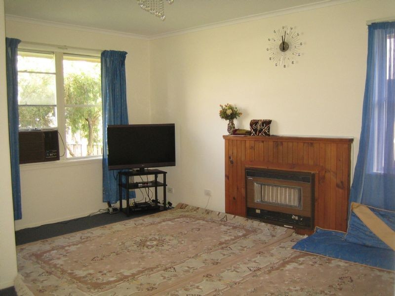 5 Laurina Court, Doveton VIC 3177