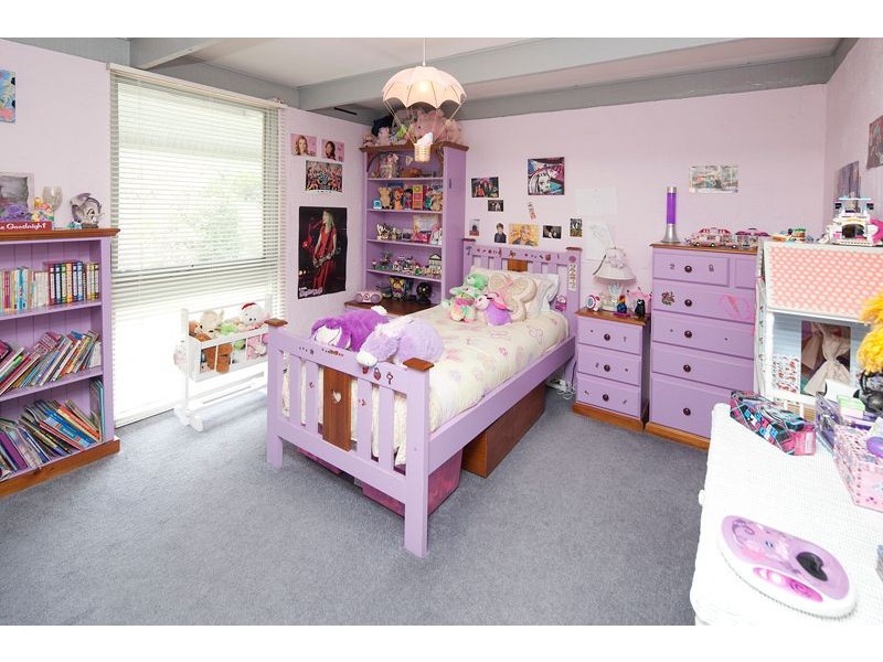 12 Howe Avenue, Dandenong North VIC 3175