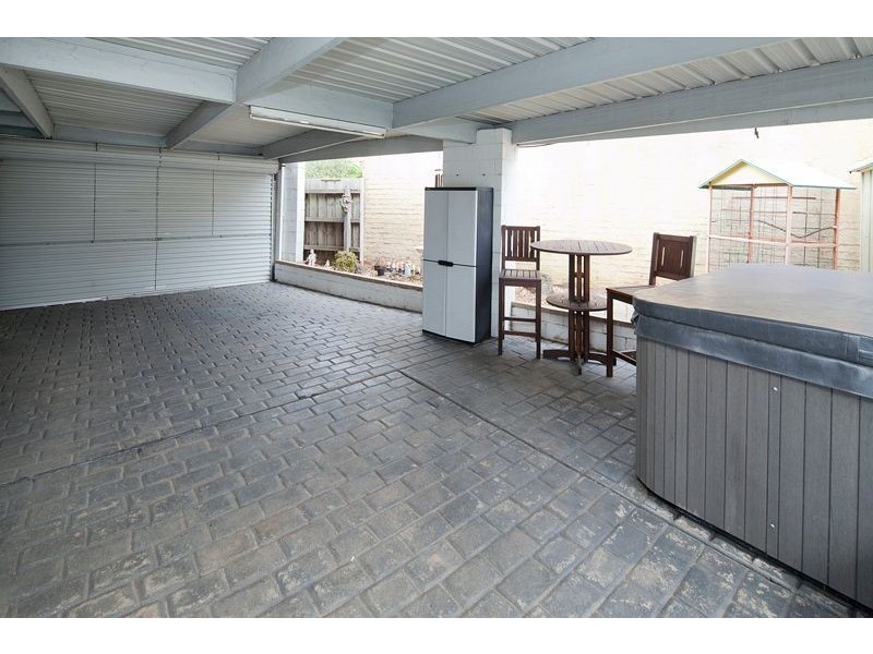 12 Howe Avenue, Dandenong North VIC 3175