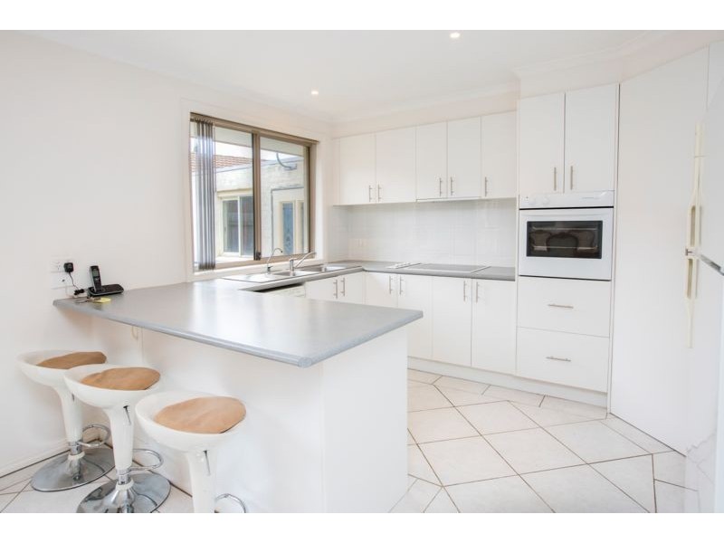 2/12 Tamarisk Road, Narre Warren VIC 3805