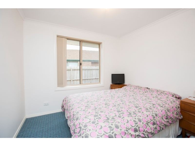 2/12 Tamarisk Road, Narre Warren VIC 3805