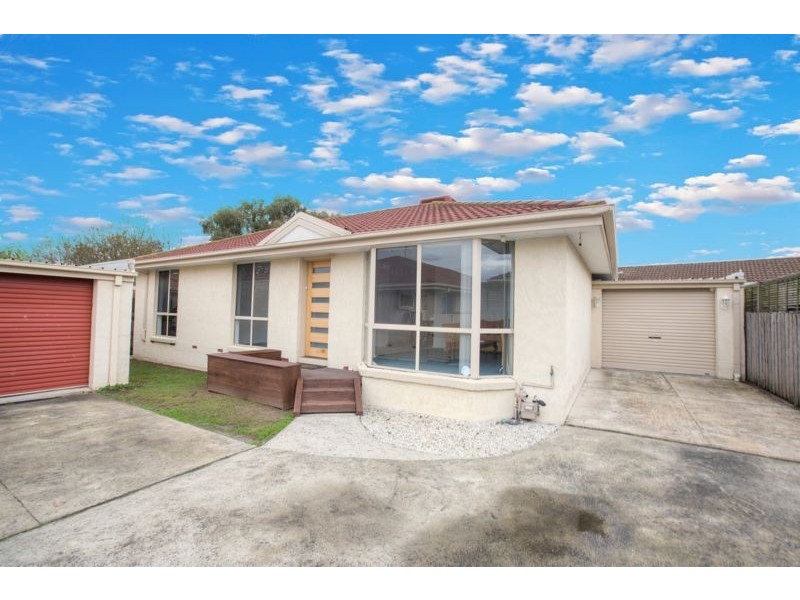 2/12 Tamarisk Road, Narre Warren VIC 3805