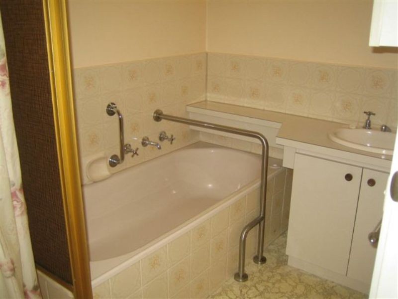 2/25 Edith Street, Dandenong VIC 3175