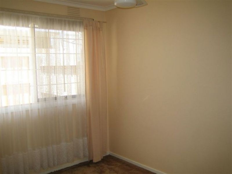 2/25 Edith Street, Dandenong VIC 3175