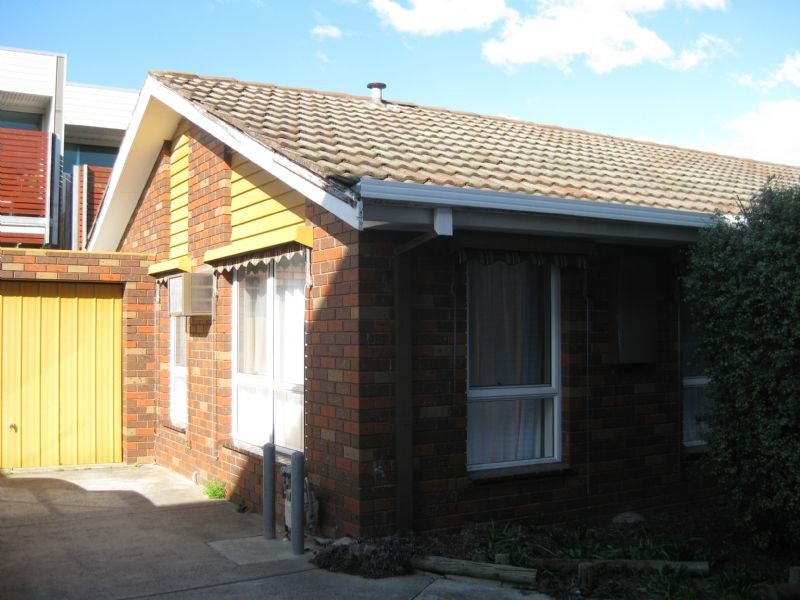 2/25 Edith Street, Dandenong VIC 3175