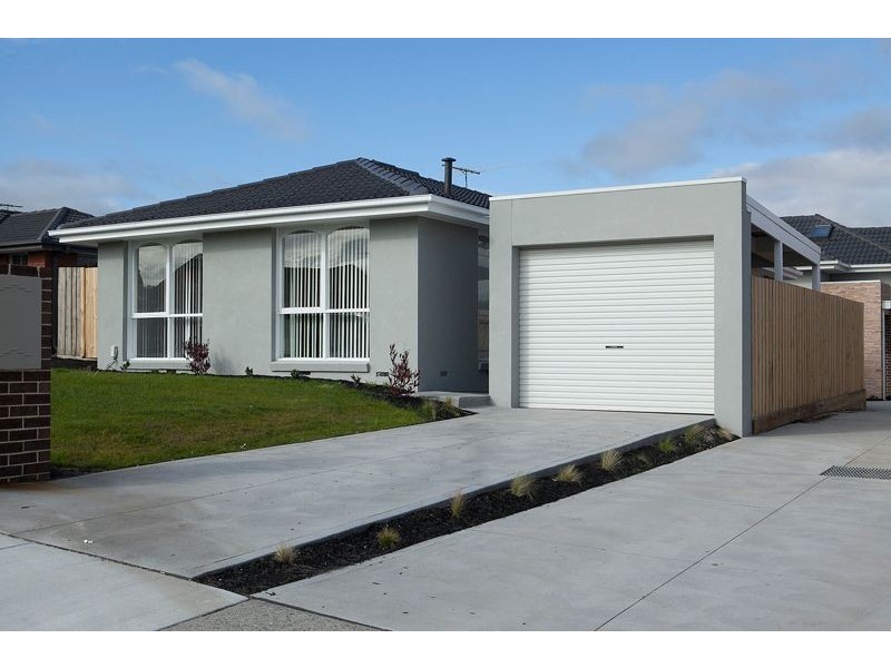 1/22 Rossiter Avenue, Endeavour Hills VIC 3802