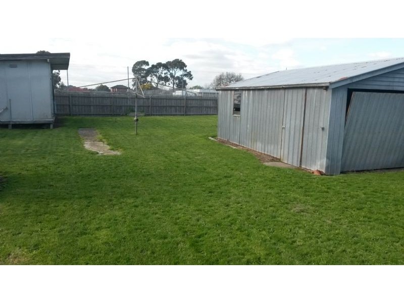 7 Kelvin Grove, Springvale VIC 3171