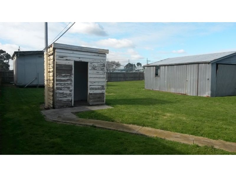 7 Kelvin Grove, Springvale VIC 3171