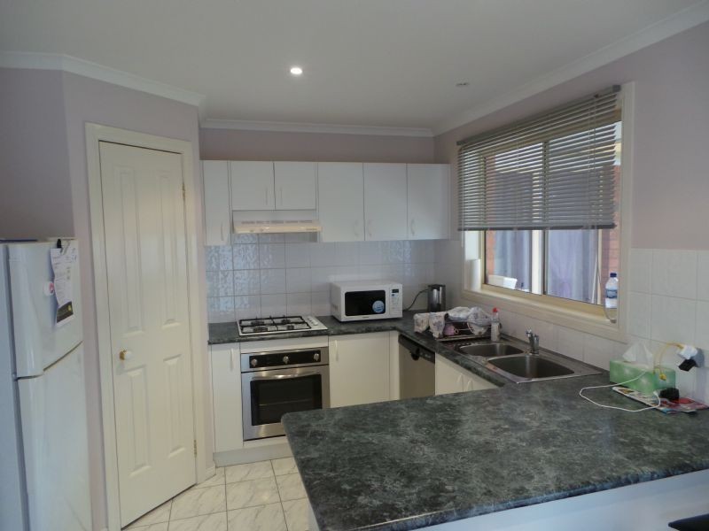 5/6-8 Strabane Way, Hampton Park VIC 3976