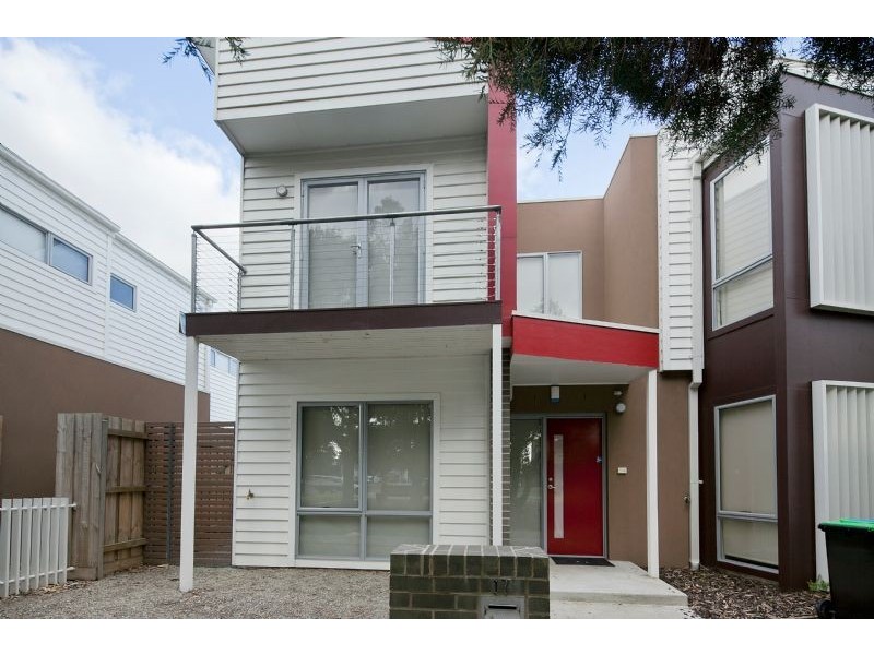 17 Connell Lane, Dandenong VIC 3175