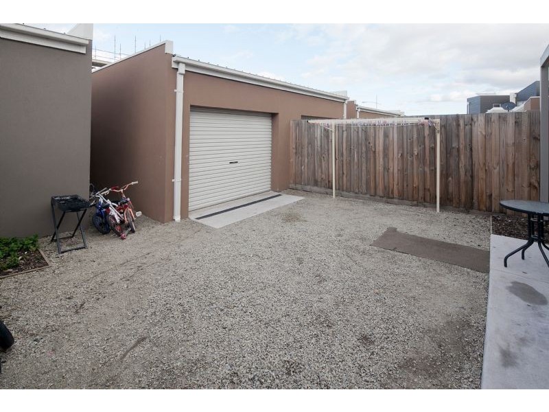 17 Connell Lane, Dandenong VIC 3175