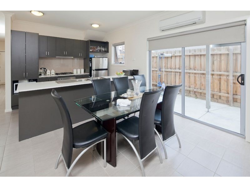 17 Connell Lane, Dandenong VIC 3175