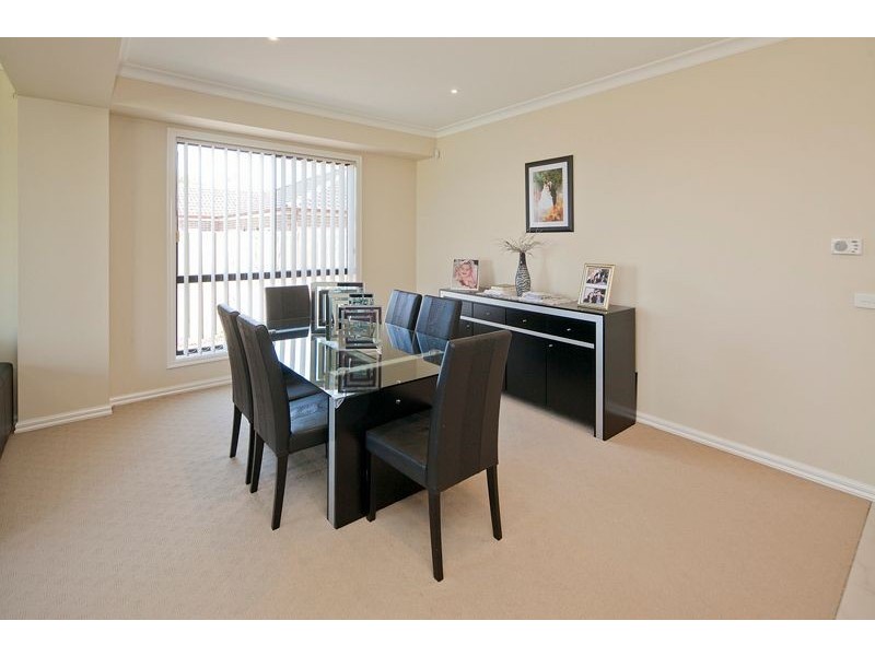 5 Lockwood Rise, Lynbrook VIC 3975