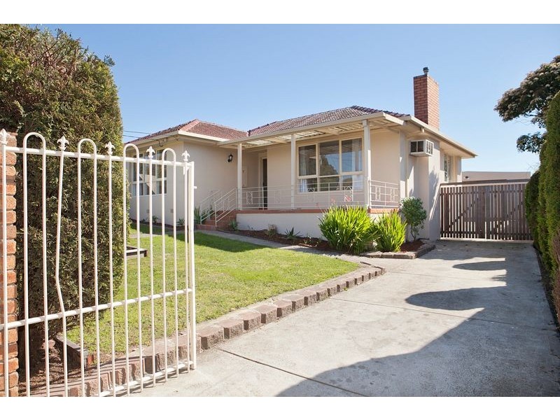 7 Teal Court, Dandenong North VIC 3175