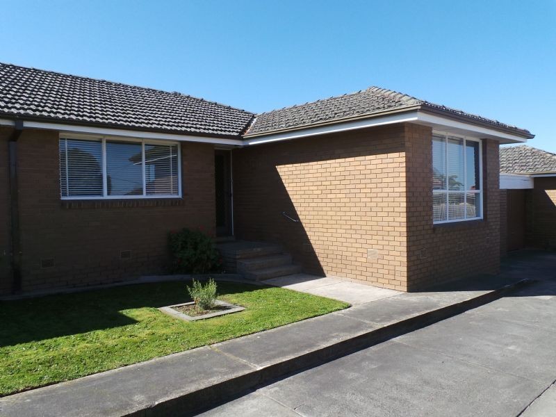 2/23 Herbert Street, Dandenong VIC 3175