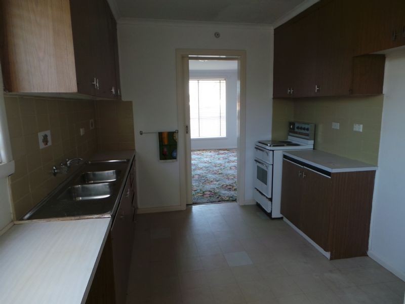 2/23 Herbert Street, Dandenong VIC 3175